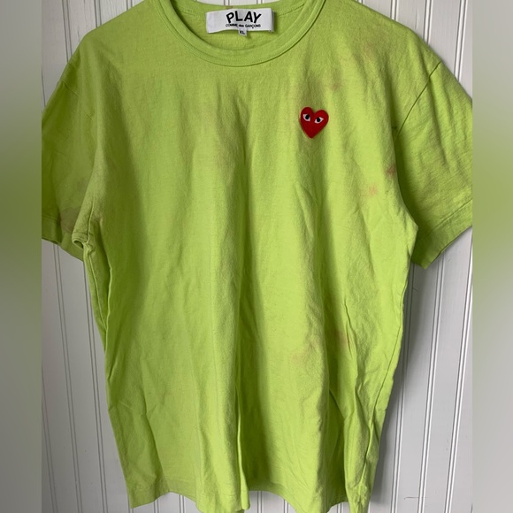 PLAY Comme des Garçons Heart T-Shirt (XL) Green w/ Red Heart logo; short sleeves - Picture 3 of 4